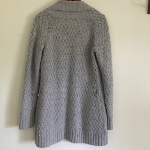 gray Banana Republic knit cardigan - Picture 3 of 4